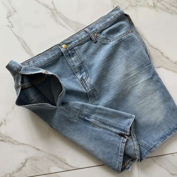 DENIM TOP NWOT Size Medium - Picture 3 of 7